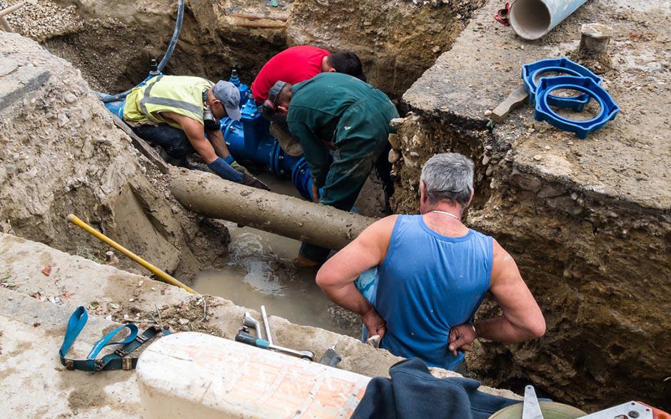 déboucher grosse canalisation Marines
